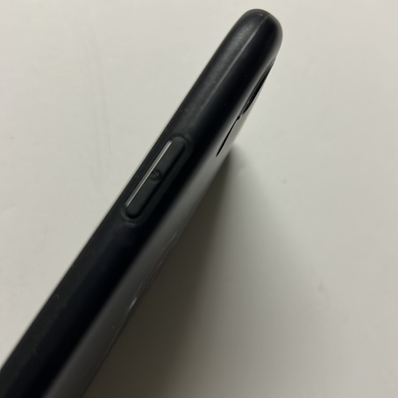 Rusiya Case for Apple iPhone XR - Picture 4 of 6